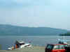 Urquart Bay_Aussicht ber Loch Ness-Sd.JPG (37136 Byte)